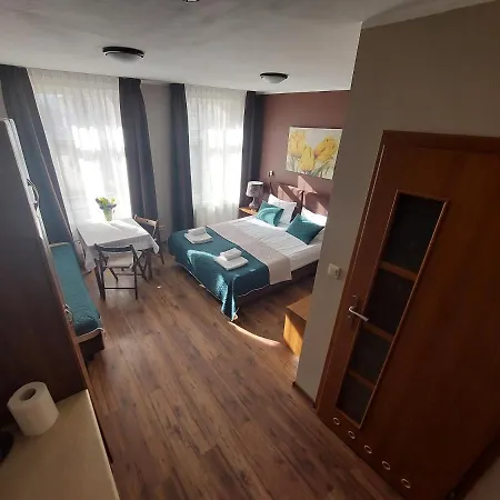 ホームステイ Julia *