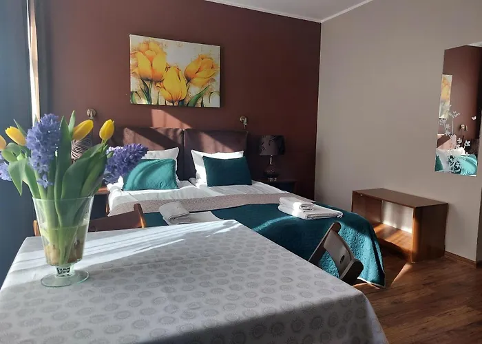 Julia Kwatera prywatna *