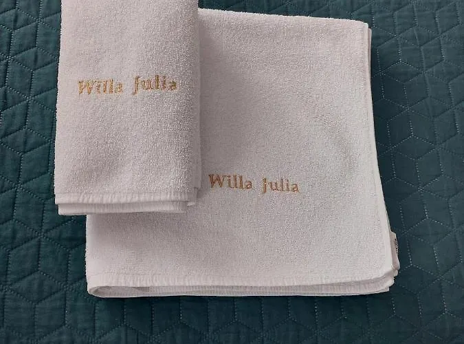 Julia *